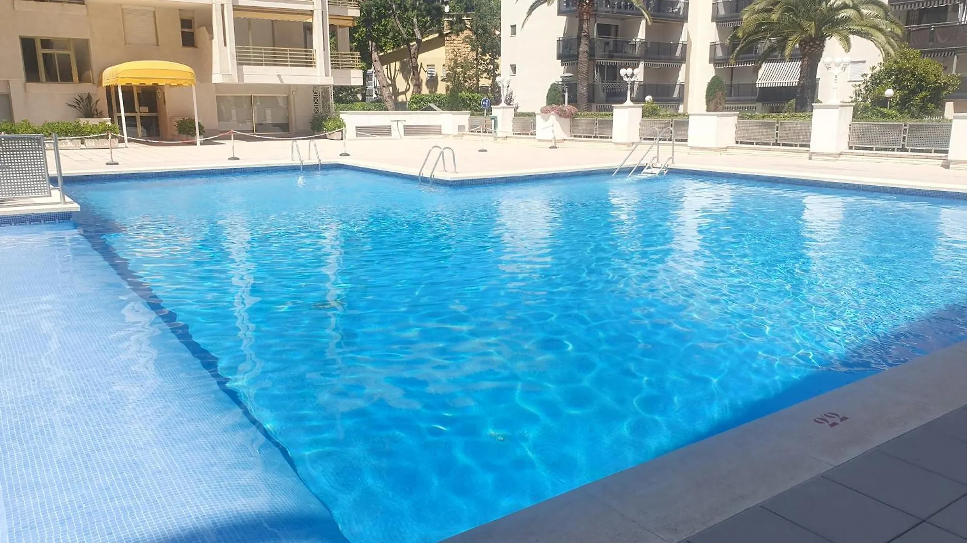 Salou ,Novelty, Primera Linea Del Mar 0*,