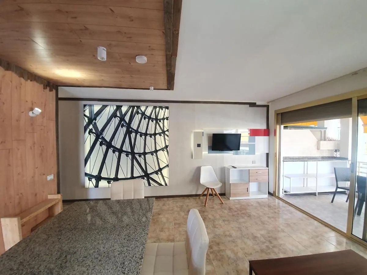 Salou ,Novelty, Primera Linea Del Mar 0*,  Španělsko